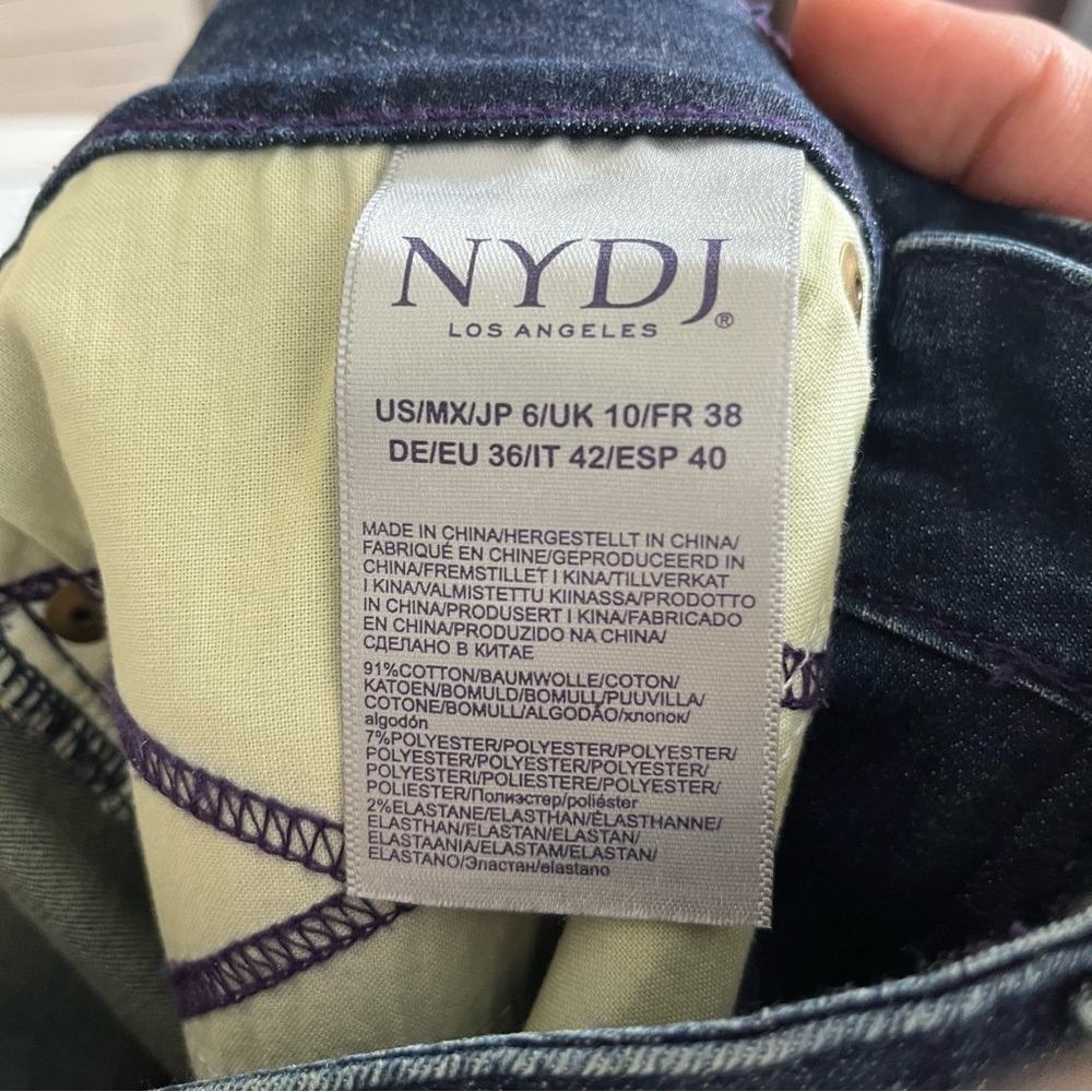 NYDJ Size 6 Marilyn Ankle Embroidered Stretch Straight Dark Jeans JB - Picture 7 of 8